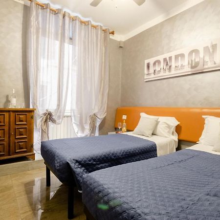 4-Bdr Apt Among Colosseum&Termini 10-People Leilighet Roma Eksteriør bilde